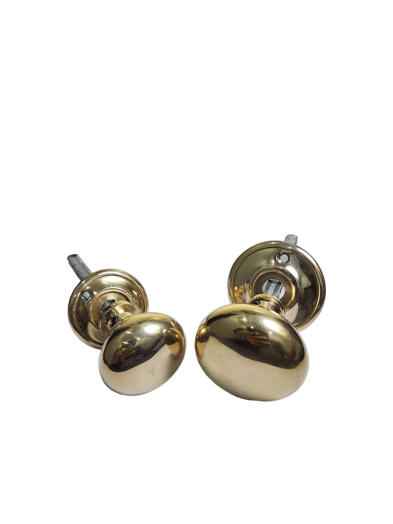 Polished traditional matka brass door knob